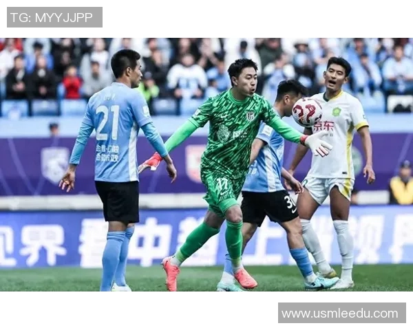 北京足球队战术引发热议球迷与专家的观点碰撞与思考