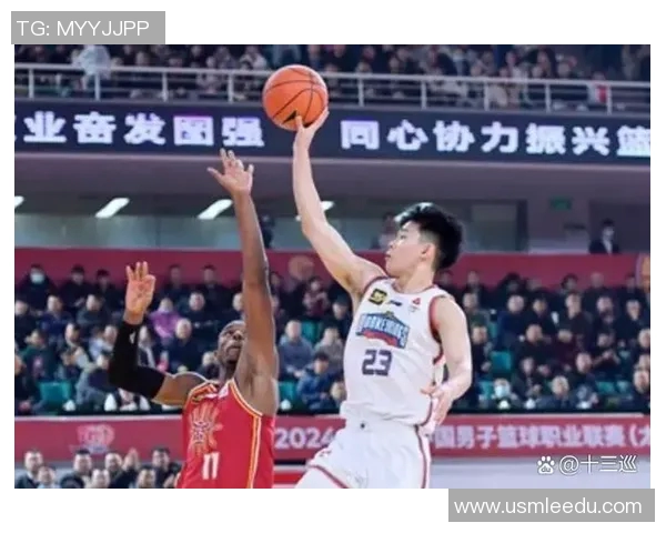 赛后分析:西安篮球队与北京篮球队的精彩对决及经验总结 赛后分析:西安篮球队与北京篮球队的精彩对决及经验总结