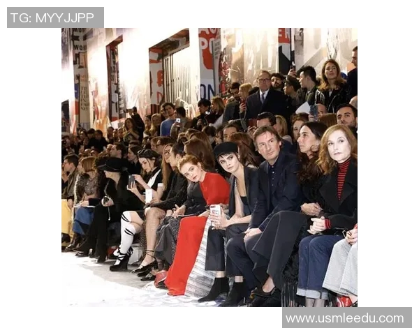 足球明星与女明星的魅力壁纸合集让你感受星光闪耀的瞬间 足球明星与女明星的魅力壁纸合集让你感受星光闪耀的瞬间