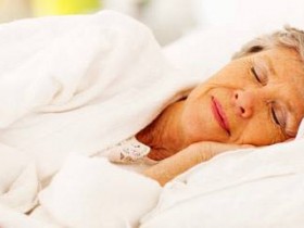 更年期睡眠中断与潮热和抑郁症相关